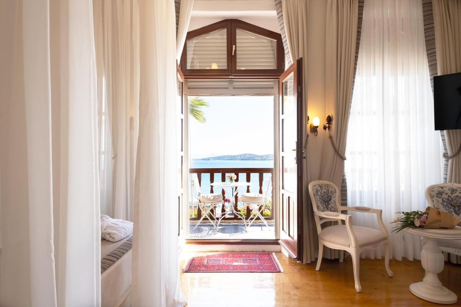 Rasim Palas - Adults Only Cesme Exterior photo